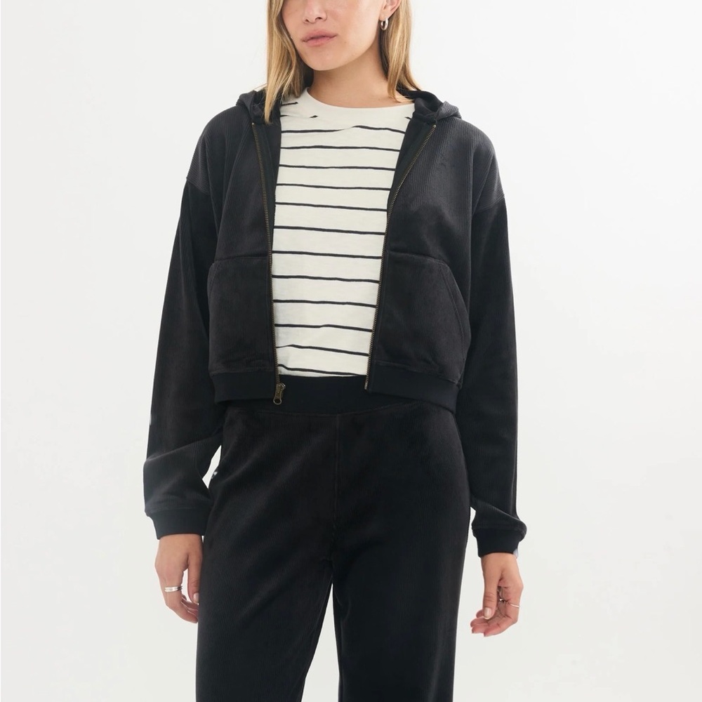 Marine Layer Cord Velour Cropped Zip Up
Hoodie